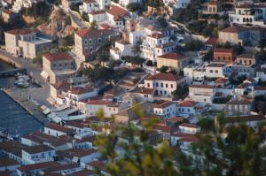 Ανακοίνωση για όσους δεν έχουν ακόμα απογραφεί στον Δήμο Ύδρας