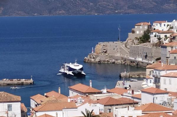 Ξεκίνησε τα δρομολόγια το SPEED CAT I στη γραμμή του Σαρωνικού - Στην Ύδρα το πρακτορεύει ο Βασίλης Άκληρος