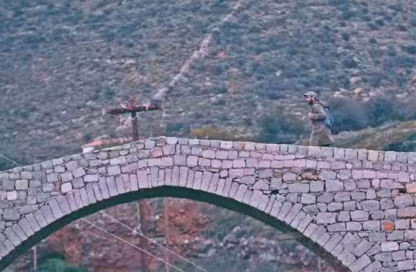 To νέο video της Huawei είναι αφιερωμένο στην Ύδρα