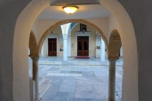 Γεν. Αρχιερατικός Επίτροπος Πρωτ. Ακίνδυνος Δαρδανός "Η Εκκλησία πληρώνει φόρους;"