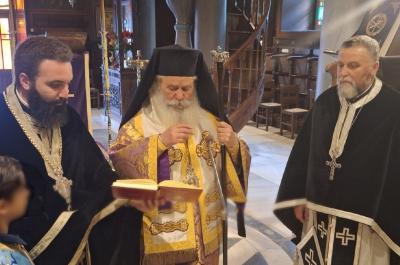 Ο Σεβασμιότατος Ποιμενάρχης μας κ. ΕΦΡΑΙΜ τέλεσε την Προηγιασμένη Θ. Λειτουργία στον Ι. Καθεδρικό Ναό Ύδρας