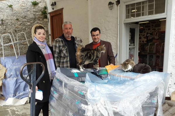 Γ. Κουκουδάκης:  Eυχαριστίες στον Α. Καλαματιανάκη και τα μέλη της "Υδραϊκής Κιβωτού" για τις υπηρεσίες τους στα αδέσποτα