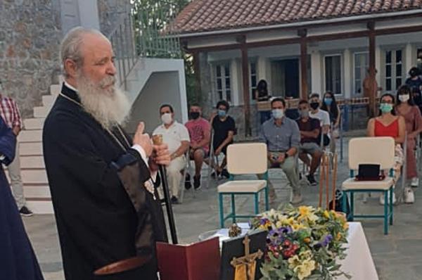 Τον Αγιασμό  του Λυκείου Ύδρας τέλεσε ο Μητροπολίτης κ. ΕΦΡΑΙΜ