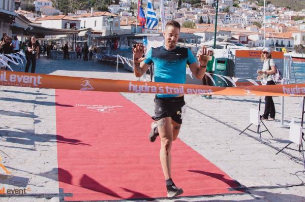 Xρηματικά έπαθλα  στους νικητές και στις νικήτριες των αγώνων του Hydra's Trail Event