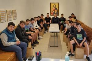 Λήξη της κατηχητικής περιόδου με δώρα για τους νέους του νησιού μας