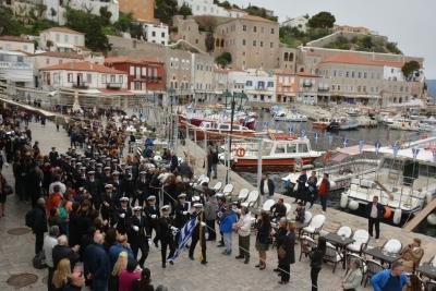 Με λαμπρότητα γιορτάστηκε στην Ύδρα η εθνική επέτειος της 25ης Μαρτίου