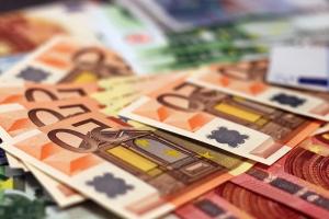 Επιστρεπτέα προκαταβολή:  Παράταση έως τις 29 Ιουλίου της προθεσμίας για την 1η δόση - Εφάπαξ εξόφληση με έκπτωση 15%