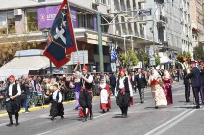 Ο Υδραϊκός Σύνδεσμος Πειραιώς τίμησε την επέτειο της 25ης Μαρτίου στον Πειραιά