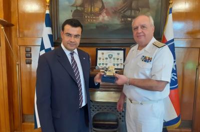 Συνάντηση Γιώργου Κουκουδάκη με τον Αρχηγό ΓΕΝ Στυλιανό Πετράκη