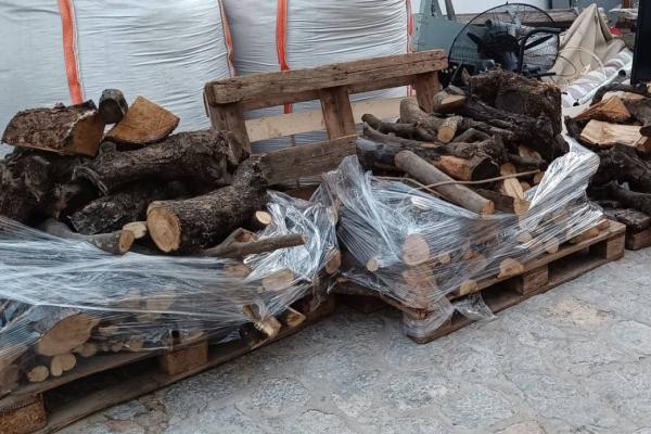 Δωρεάν Διάθεση  Καυσόξυλων από τον Δήμο Ύδρας