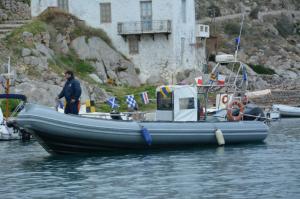 Πρόσκρουση ταχυπλόου στην περιοχή του Μώλου