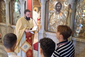 Τελέστηκε   στον Καθεδρικό Ναό Ύδρας η Θ. Λειτουργία από τον Πανοσ.Πρωτοσύγκελλο Αρχιμ. π Νεκτάριο για τους μαθητές Γ' Λυκείου Ύδρας