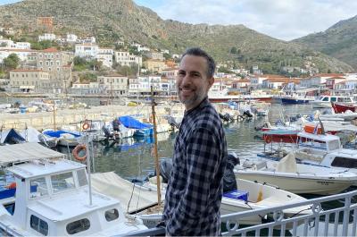 Συνέντευξη του Υδραίου Συγγραφέα Χρήστου Δασκαλάκη για «Το Γονεοτροφείο»