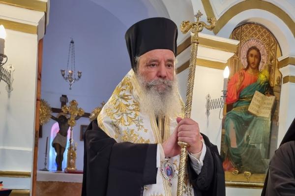 Προεξάρχοντος του Μητροπολίτη ΕΦΡΑΙΜ η εξόδιος ακολουθία της Καθηγουμένης του Ι. Ησυχαστηρίου Αγίων Φωτεινής και Ελισάβετ