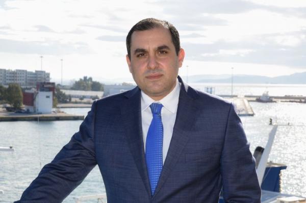 Δήλωση Υφυπουργού Ναυτιλίας Κώστα Κατσαφάδου για την ίδρυση του πρώτου Ειδικού Δημοτικού Σχολείου Αίγινας