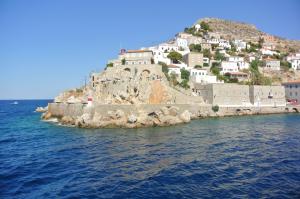 Χ. Θεοχάρης:  Ποιες είναι οι 5 γραμμές άμυνας για το άνοιγμα του ελληνικού Τουρισμού