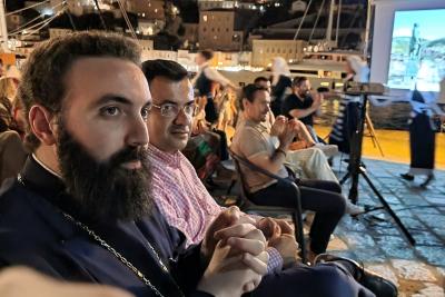 Στην μουσικοχορευτική εκδήλωση του Υ.Ν.Ο. παρέστη ο Πρωτοσύγκελλος Αρχιμ. π. Νεκτάριος Δαρδανός