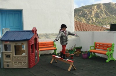 Χάρισε χαμόγελα στα μικρά παιδιά