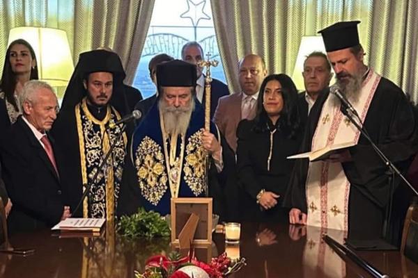 Ο Μητροπολίτης Ύδρας  κ. ΕΦΡΑΙΜ τέλεσε την ορκωμοσία της νέας Δημάρχου Σπετσών, Ευγενίας Φραγγιά και των μελών του Δημοτικού Συμβουλίου