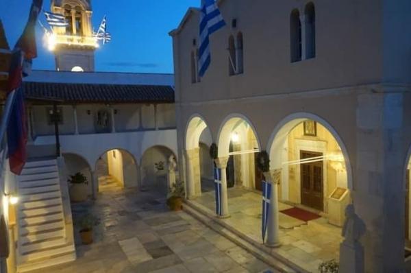 Ι. Καθεδρικός Ναός: Χορήγηση χρηματικών ποσών στους επιτυχόντες στα Α.Ε.Ι. από την Γ' Λυκείου Ύδρας