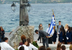 Επίσκεψη Π. Χατζηπέρου στις Σπέτσες στο πλαίσιο του εορτασμού της 28ης Οκτωβρίου