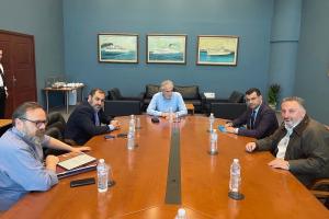 Σύσκεψη Δημάρχου Ύδρας Γ. Κουκουδάκη με τον Υπουργό Ναυτιλίας και Νησιωτικής Πολιτικής Χ. Στυλιανίδη
