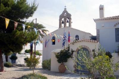 Δεσποτική Εορτή  της Θ. Αναλήψεως του Κυρίου - Στις Σπέτσες ο Μητροπολίτης κ. ΕΦΡΑΙΜ και στην Ύδρα ο Πρωτοσύγκελλος Αρχ. π. Νεκτάριος