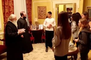 Δωρεά   στο Κουλούρειο Νοσοκομείο από τη Θεατρική Ομάδα Νέων της Ύδρας