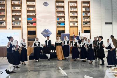 ΥΔΡΑ,   ΣΠΕΤΣΕΣ ΚΑΙ ΨΑΡΑ | Το χορευτικό τμήμα του Υδραϊκού Ναυτικού Ομίλου χάρισε υπέροχες στιγμές στην τελετή αδελφοποίησης