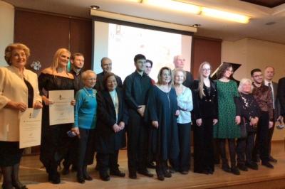 Μέγαρο Μουσικής Αθηνών: Βράβευση της Ντίνας Αδαμοπούλου στα Bραβεία Gina Bachauer - Κωνσταντίνου Δούμπα