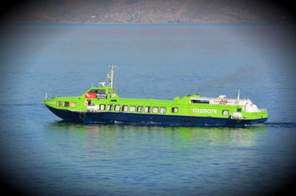 Aπίστευτο! Νέα βλάβη σε ιπτάμενο. Το δρομολόγιο των 19:15 επιστρέφει στο λιμάνι του Πειραιά