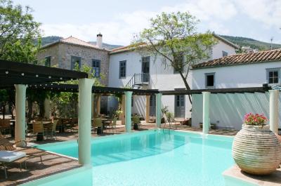 Ο Πολιτιστικός Σύλλογος Ύδρας και το Σωματείο Gina Bachauer οργανώνουν συναυλία στις 4 Σεπτεμβρίου στο Ξενοδοχείο Bratsera