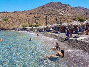 Δροσιστική απόδραση στις παραλίες της Ύδρας