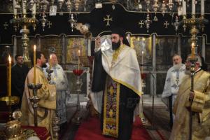 Ο Αρχιμανδρίτης  Νεκτάριος Δαρδανός, προέστη στην Ακολουθία των Γ' Χαιρετισμών στη Μεγαλόχαρη της Τήνου