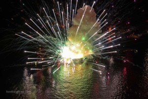 Με μια βραδιά τιμής και μνήμης κορυφώθηκαν τα φαντασμαγορικά Μιαούλεια