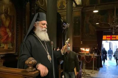 Στον Καθεδρικό Ναό της Ύδρας στην Ακολουθία του Νυμφίου χοροστάτησε ο Μητροπολίτης ΕΦΡΑΙΜ