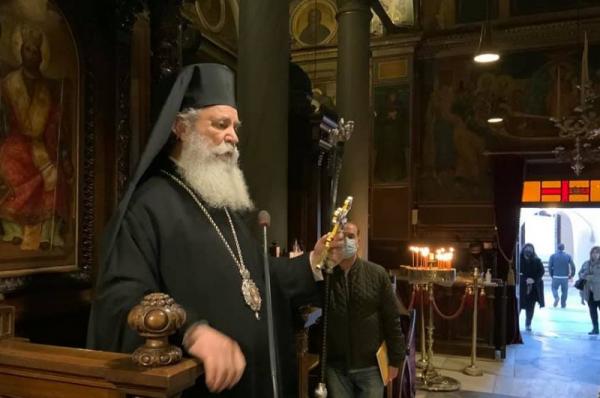 Στον Καθεδρικό Ναό της Ύδρας στην Ακολουθία του Νυμφίου χοροστάτησε ο Μητροπολίτης ΕΦΡΑΙΜ