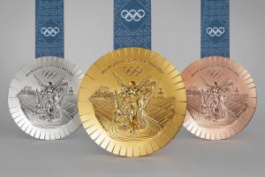 Το μετάλλιο  για τους Ολυμπιακούς Αγώνες Paris 2024 φέρει την υπογραφή της Έλενας Βότση!