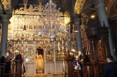 Αυξάνεται ο αριθμός των πιστών στους Ιερούς Ναούς