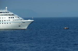 Καθορίστηκαν τα τέλη πρόσδεσης πλοίων στο ναύδετο της Ύδρας