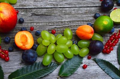 Επτά φρούτα  που γίνονται οι καθημερινοί σύμμαχοι της υγείας και της ευεξίας μας