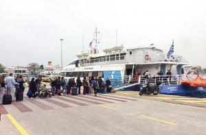 Άρχισε η έξοδος των εκδρομέων του Πάσχα - Αυξημένη η κίνηση προς την Ύδρα