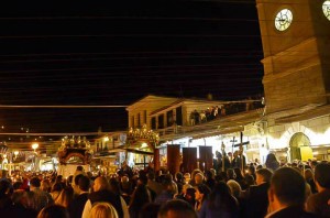 Κατανυκτικά και σε κλίμα συγκίνησης η Κορύφωση του Θείου Δράματος