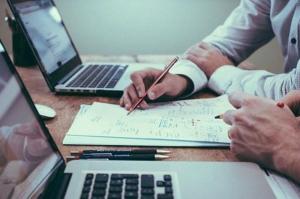 Τις επόμενες ημέρες η ψήφιση της κατάργησης του φόρου γονικής παροχής - Παραδείγματα