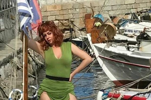 Η ηθοποιός Δέσποινα Μοίρου ως Σοφία Λόρεν σε υπερπαραγωγή με γυρίσματα στην Ύδρα