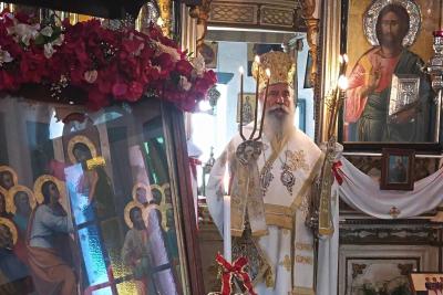Ο Μητροπολίτης Ύδρας κ. ΕΦΡΑΙΜ προεξήρχε στον Ιστορικό - κεντρικό Ι. Ναό της Υπαπαντής του Κυρίου Σπετσών