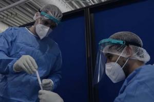 Κορωνοϊός:  3227 νέα κρούσματα, 499 διασωληνωμένοι και 59 ακόμα θάνατοι