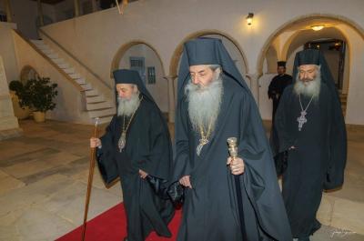 Ο Μητροπολίτης Πειραιώς ΣΕΡΑΦΕΙΜ στα ονομαστήρια του Μητροπολίτη Ύδρας ΕΦΡΑΙΜ