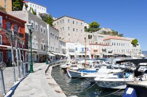 Από το Σάββατο 12 Ιουνίου επιτρέπεται η μουσική σε εξωτερικούς χώρους εστίασης - Επεκτείνεται το ωράριο κυκλοφορίας μέχρι τη 01:30