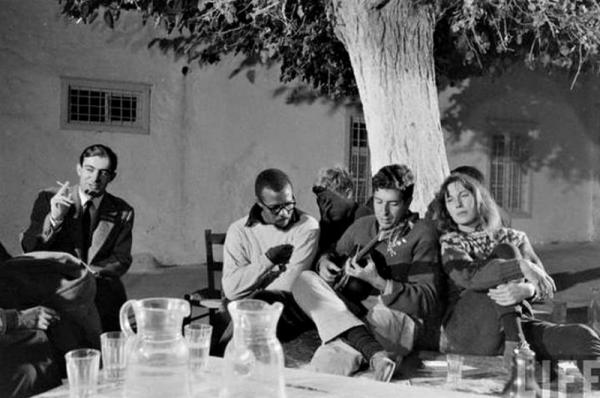 Η ζωή  των Αυστραλών συγγραφέων στην Ύδρα στη λίστα των υποψηφίων βιβλίων για το βραβείο του Πρωθυπουργού